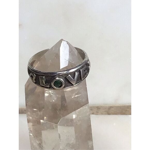 Ring, Emerald and Sterling Silver Ring, NEW, size 7.5, Handmade, gift for lovers - Picture 5 of 9